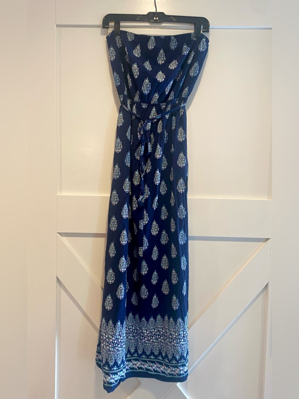 Old Navy Dark Blue Strapless Printed Maxi Sundress size Medium